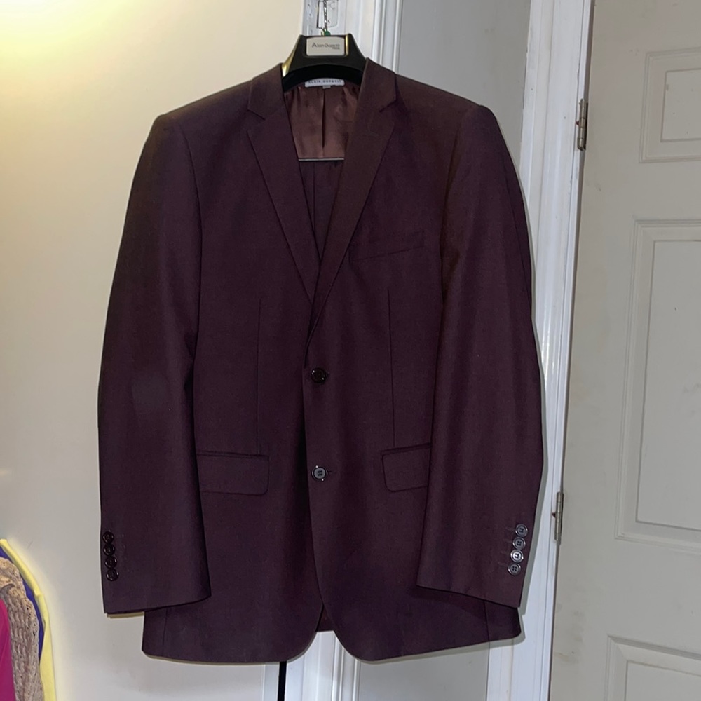 Dark Maroon Suit for Men 36R/ 30
